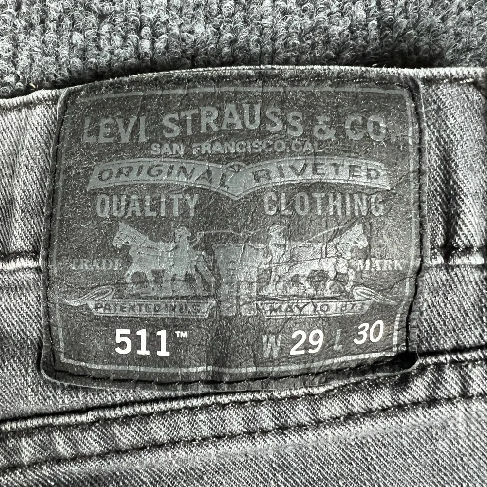 Levi's 511 Jeans Mens 28X28‎ Gray Denim Cotton Stretch Low Rise Slim Fit Travel